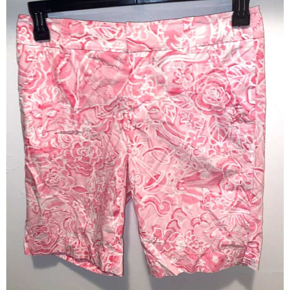 Lilly Pulitzer The Chipper Shorts Womens Size 4 Pink White Floral lion bull
